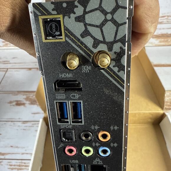 ASROCK Z590 Taichi Motherboard - LGA 1200 ATX Parts - Picture 8 of 9